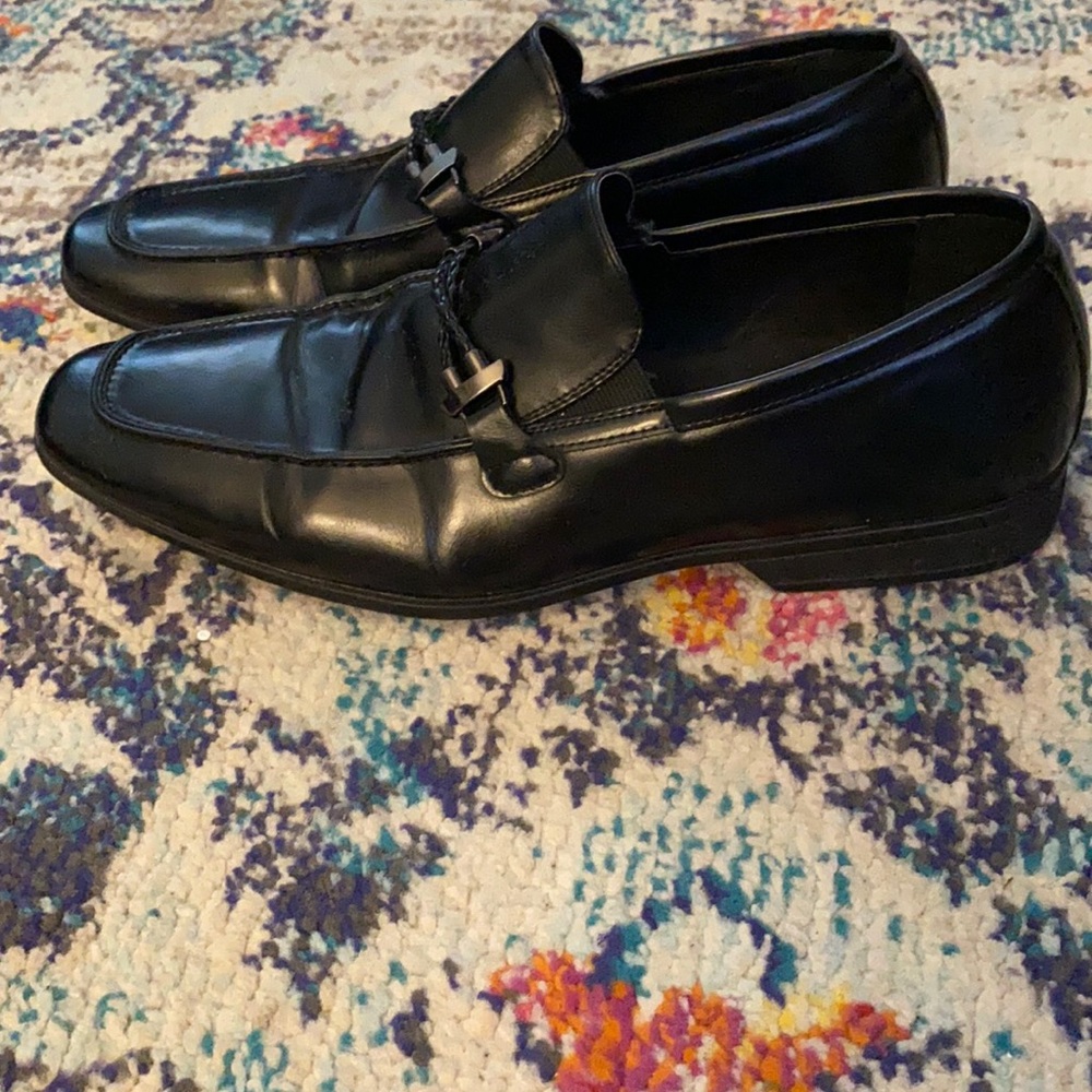 Men’s dress shoes black size 9 1/2